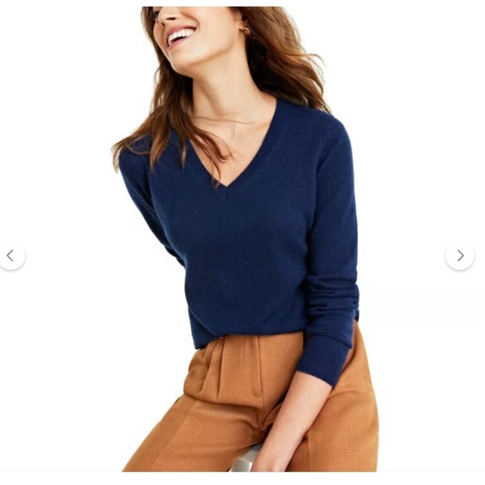Ann Taylor 100% Cashmere V-Neck Sweater Navy Size S - Picture 1 of 5